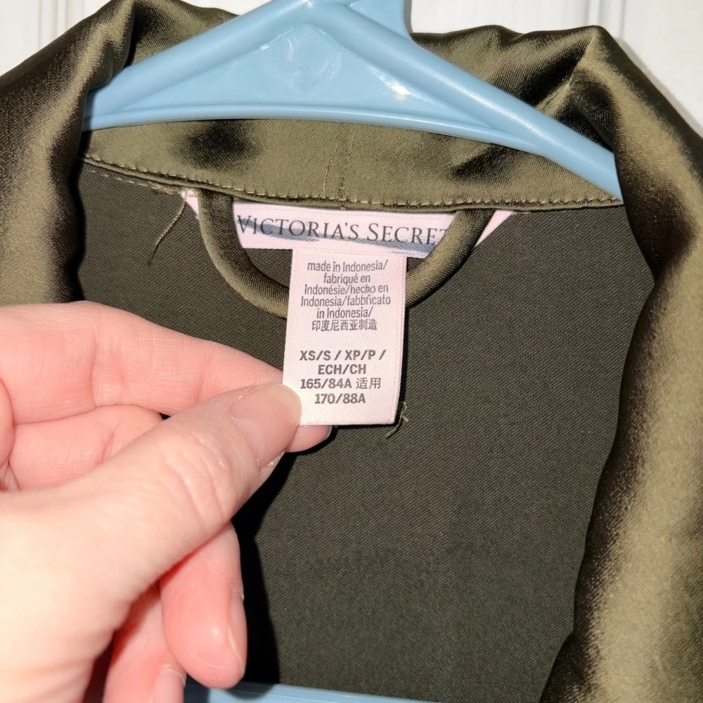 Victorias Secret Olive Green Satin Long Robe Shawl Collar XS S Loungewear
